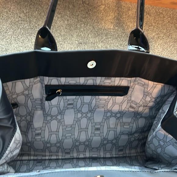 Aimee Kestenberg Black Heston Nylon XL Adjustable Shoulder Purse Travel
Tote Bag - Picture 3 of 6